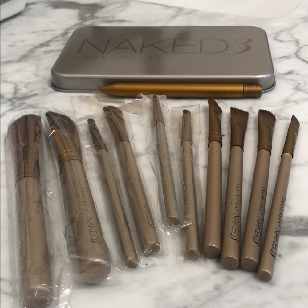 NAKED3 Urban Decay brushes set